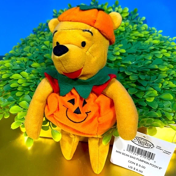 DISNEY STORE EXCLUSIVE NWT VTG HALLOWEEN PUMPKIN WINNIE THE POOH MINI BEABN BAG - Picture 2 of 11